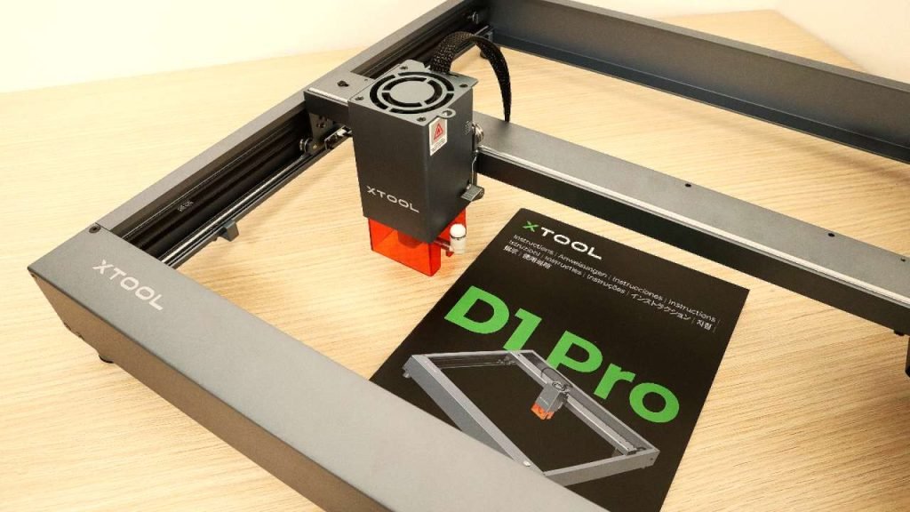 Le xTool D1 PRO est-il vraiment la MEILLEURE machine de découpe/gravure laser ?  Nous le mettons à l’ESSAI !  (Revue) – 2022